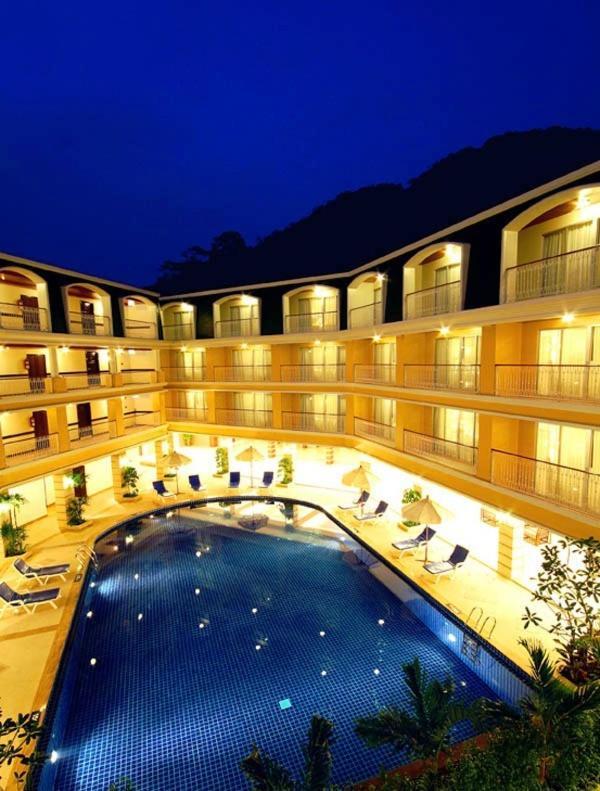 Kalim Resort Patong Bagian luar foto